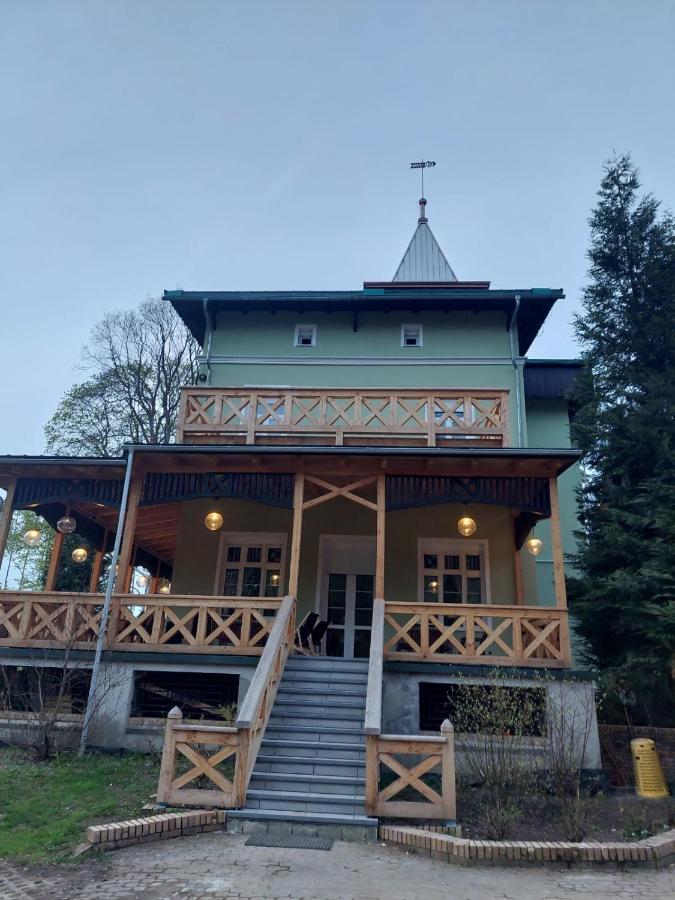 Szwajcarka Willa Z Sauna I Jacuzzi Kudowa Zdroj Exterior photo