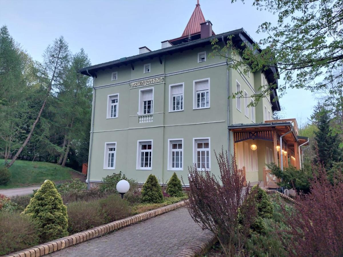 Szwajcarka Willa Z Sauna I Jacuzzi Kudowa Zdroj Exterior photo