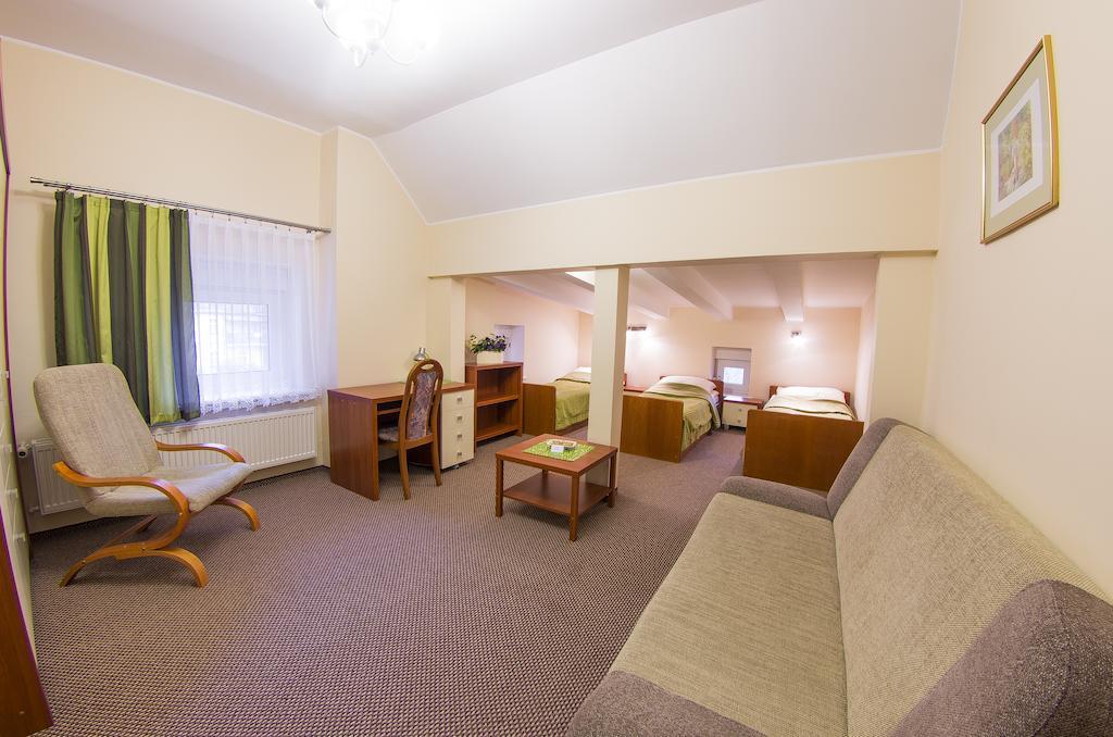 Szwajcarka Willa Z Sauna I Jacuzzi Kudowa Zdroj Room photo